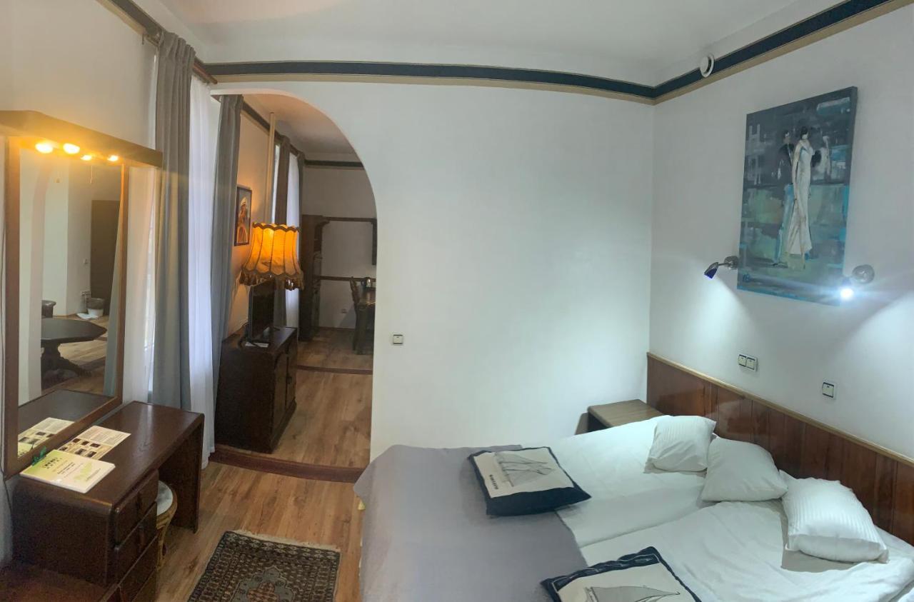 Nb Hotel With Free Parking Ρίγα Εξωτερικό φωτογραφία