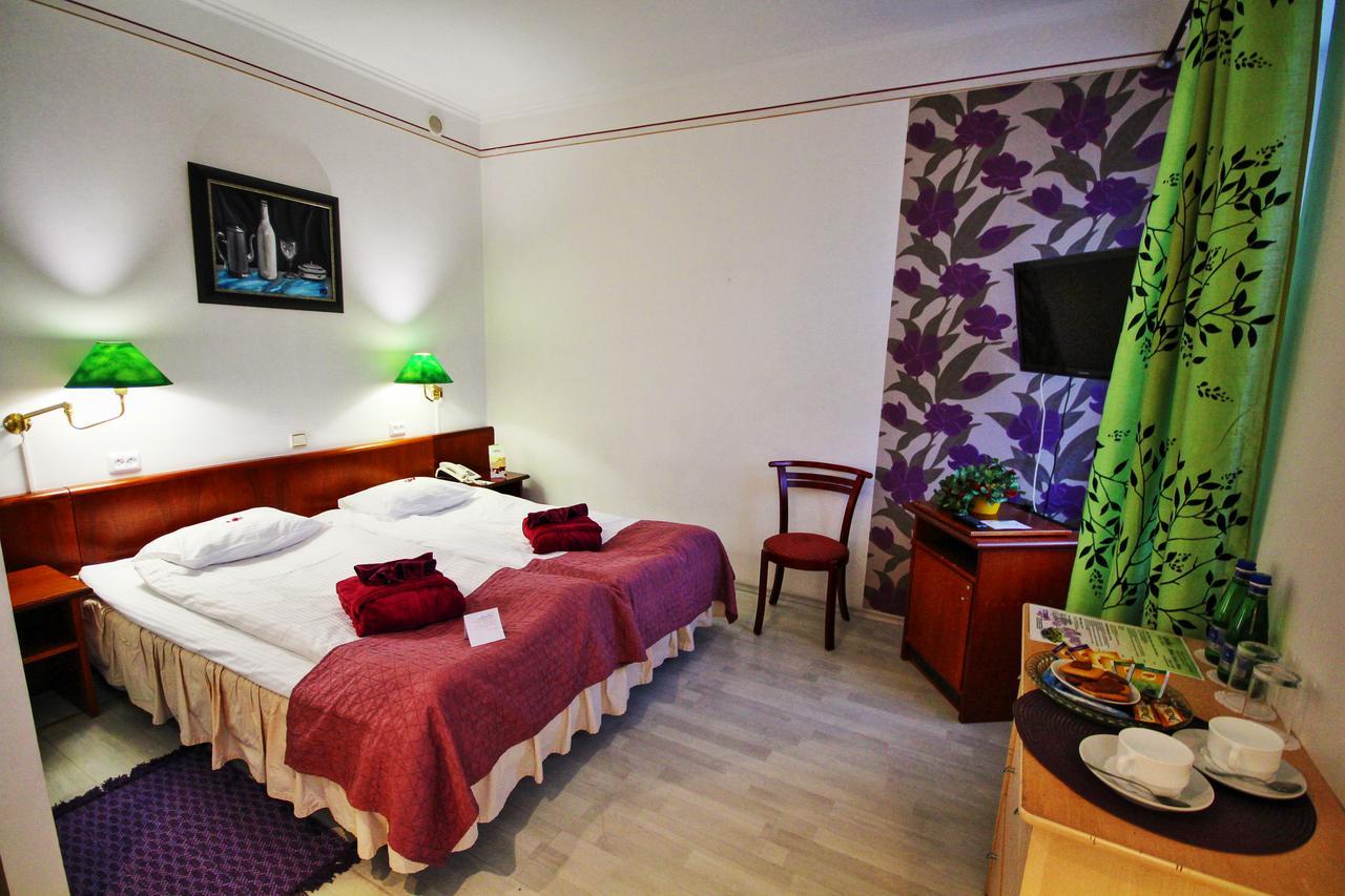 Nb Hotel With Free Parking Ρίγα Εξωτερικό φωτογραφία